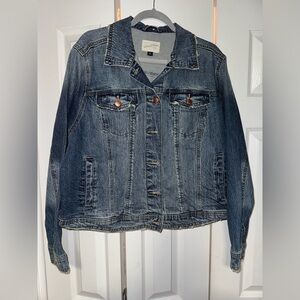 Universal Thread Distressed Medium Blue Denim Jacket